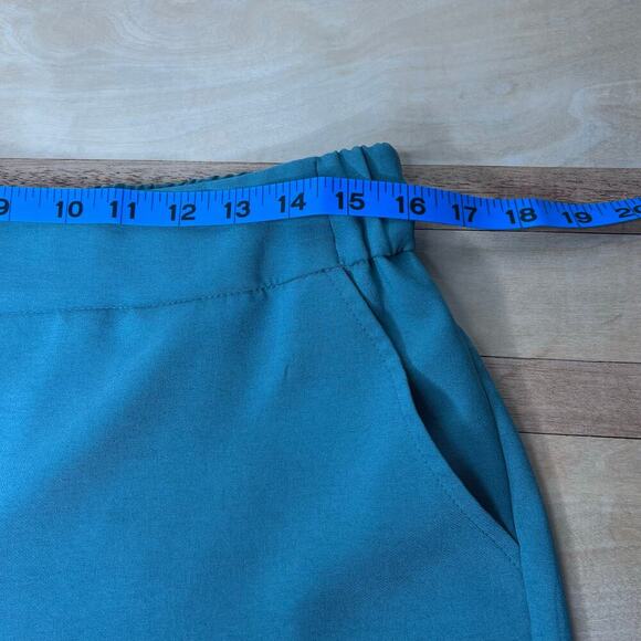 Nine West Women's High Waist Shorts Size M Elastic Pull On Sage Green Pockets - Picture 7 of 8